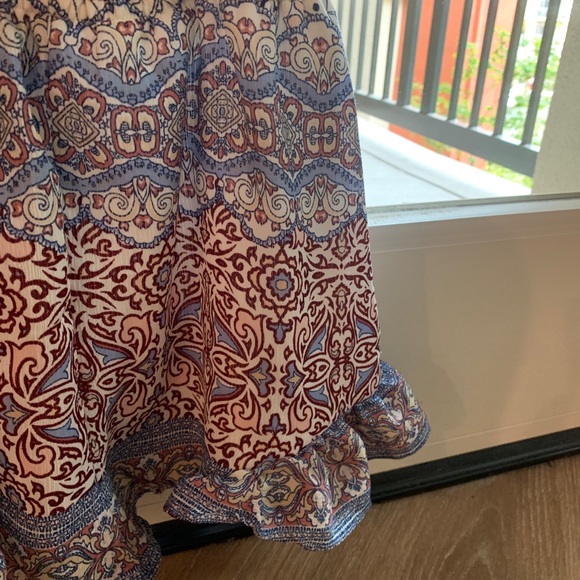 Flowy Francesca’s Romper - Picture 4 of 6